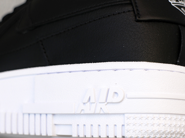 WMNS AIR FORCE 1 PIXEL “BLACK/WHITE”01