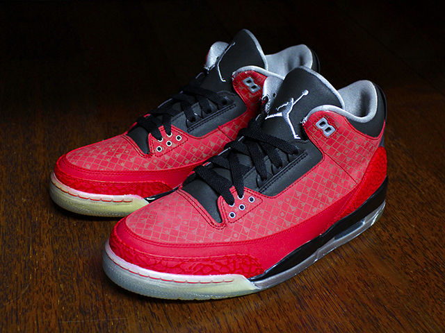 AIR JORDAN 3 RETRO “DOERNBECHER 2010”01