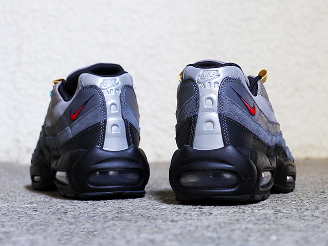 AIR MAX 95 SE “TV COLOR BARS”01