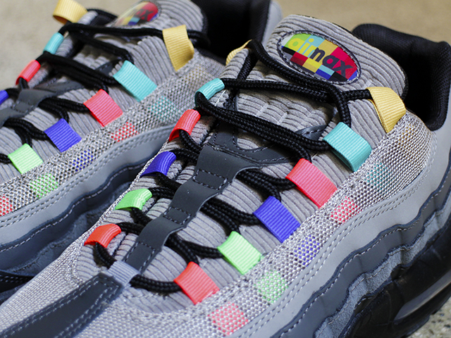 AIR MAX 95 SE “TV COLOR BARS”01