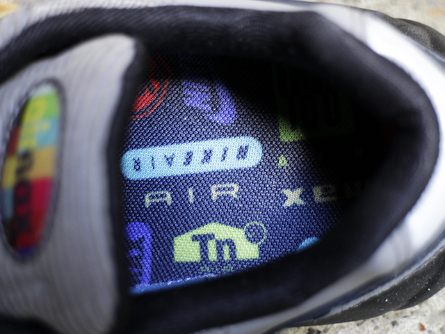 AIR MAX 95 SE “TV COLOR BARS”01