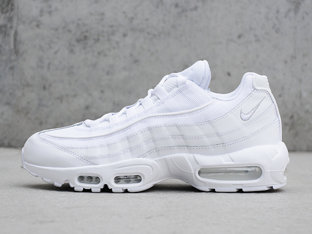 AIR MAX 95 ESSENTIAL “WHITE/GREY FOG”01
