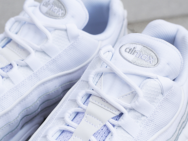 AIR MAX 95 ESSENTIAL “WHITE/GREY FOG”01