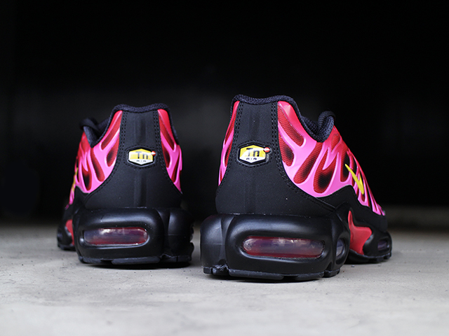 AIR MAX PLUS TN/SUPREME01