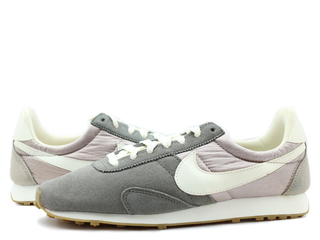 WMNS PRE MONTREAL RACER VNTG 828436-010 - 1