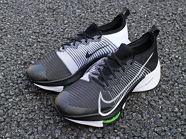 AIR ZOOM TEMPO NEXT% FK01