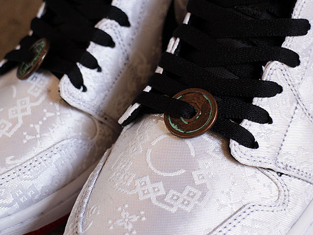 AIR JORDAN 1 MID SE FEARLESS “CLOT”01