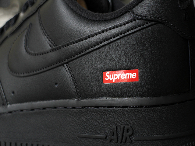 AIR FORCE 1 LOW/SUPREME “BLACK”01