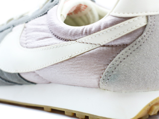 WMNS PRE MONTREAL RACER VNTG 828436-010 - 5