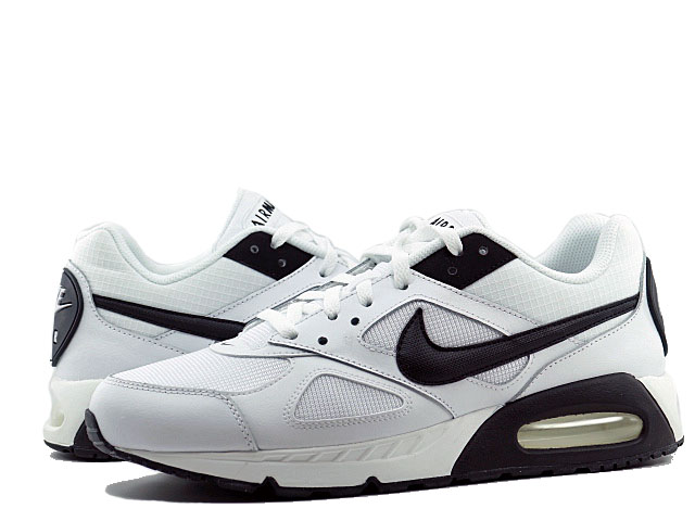 NIKE AIR MAX IVO