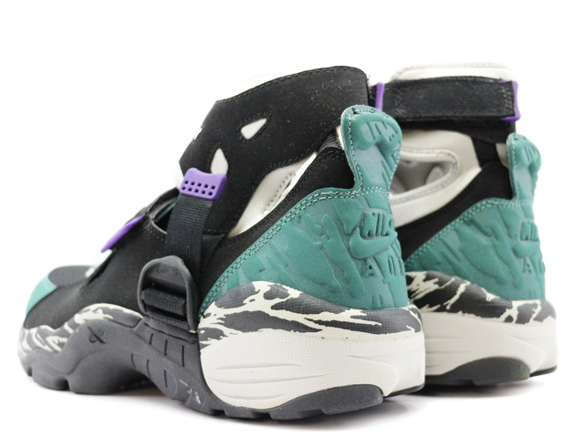 AIR CARNIVORE 390077-001 - 2