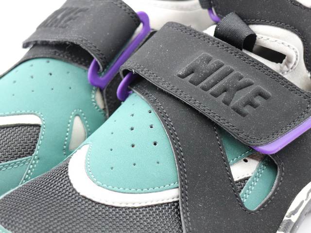 AIR CARNIVORE 390077-001 - 5