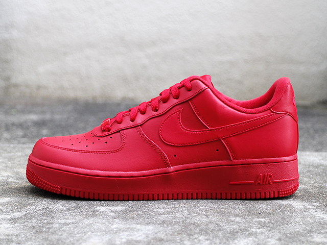 AIR FORCE 1 07 LV8 “TRIPLE RED”01