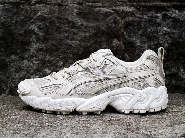 ASICS GEL-NANDI “PUTTY”01
