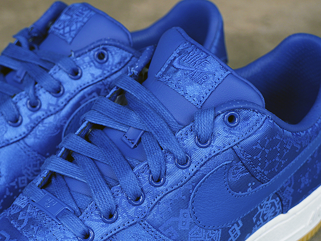 AIR FORCE 1 PREMIUM “BLUE CLOT”01