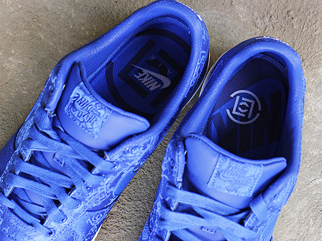 AIR FORCE 1 PREMIUM “BLUE CLOT”01