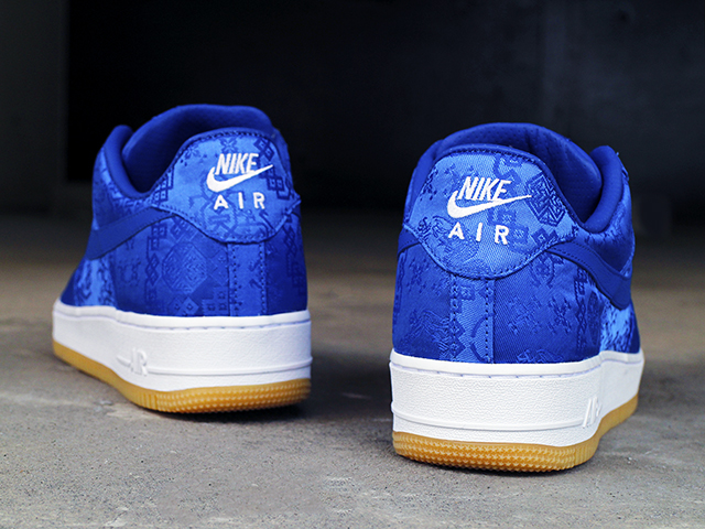 AIR FORCE 1 PREMIUM “BLUE CLOT”01