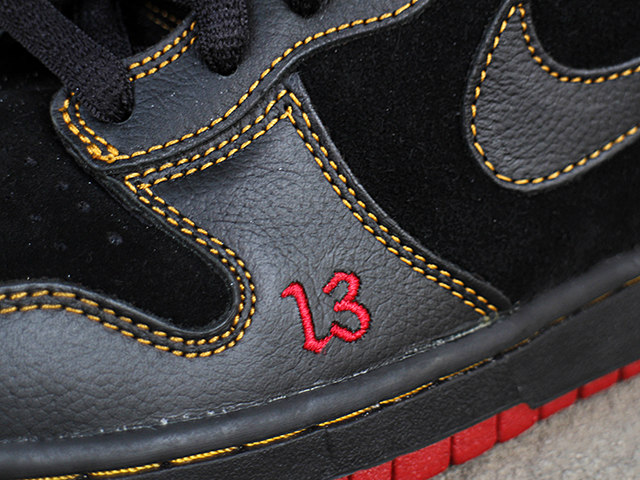 DUNK HIGH PRO SB “UNLUCKY 13”01