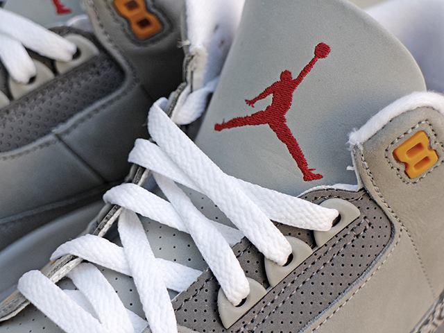 AIR JORDAN 3 RETRO “COOL GREY 2021”01