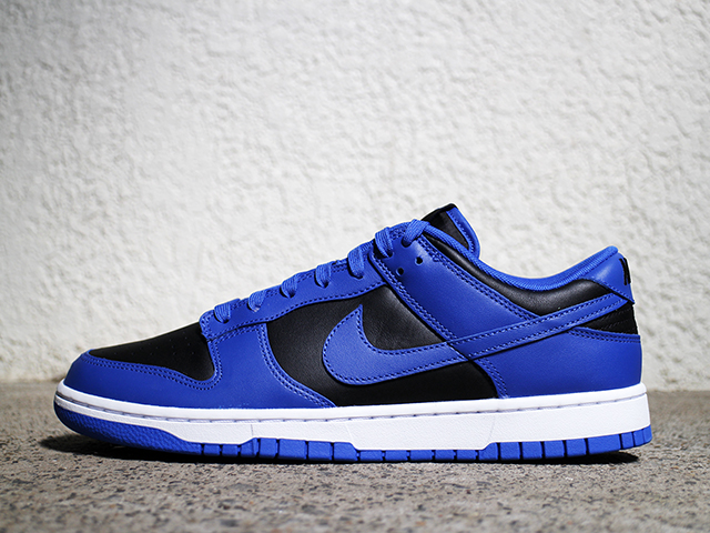 DUNK LOW RETRO “BLACK/HYPER COBALT”01