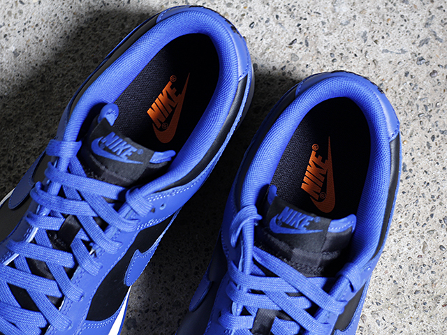 DUNK LOW RETRO “BLACK/HYPER COBALT”01