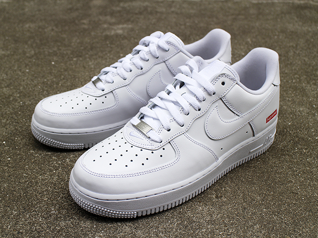AIR FORCE 1 LOW/SUPREME “WHITE”01