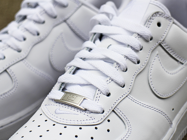AIR FORCE 1 LOW/SUPREME “WHITE”01