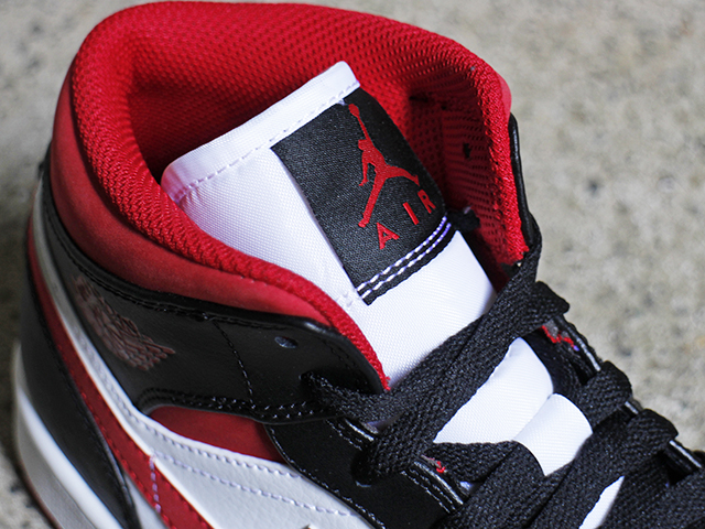 AIR JORDAN 1 MID “WHITE/GYM RED-BLACK”01