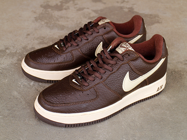AIR FORCE 1 LOW “CHOCOLATE/LIGHT STRAW” 200101