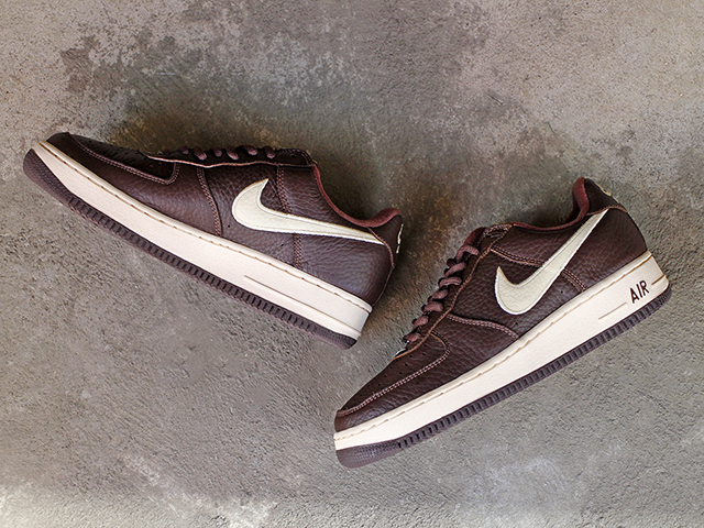 AIR FORCE 1 LOW “CHOCOLATE/LIGHT STRAW” 200101