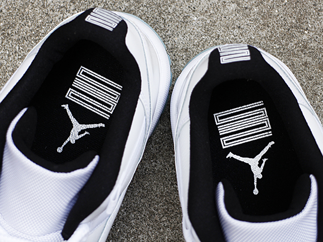 AIR JORDAN 11 RETRO LOW “LEGEND BLUE”01