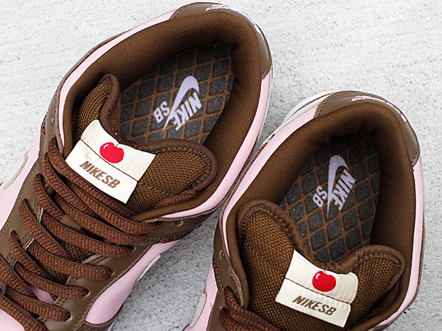 DUNK LOW PRO SB “STUSSY” 200501