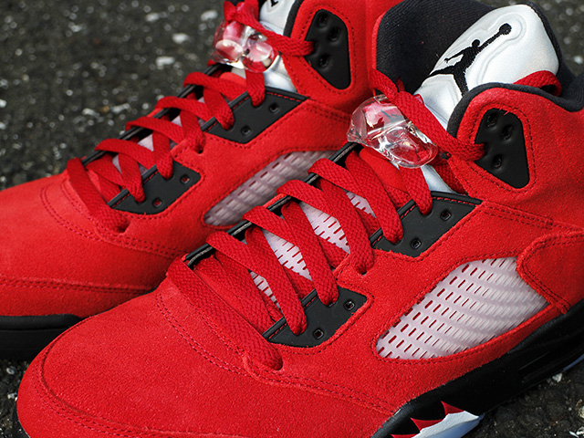 AIR JORDAN 5 RETRO “TORO BRAVO 2021”01