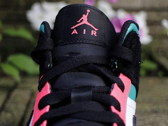 AIR JORDAN 1 MID SE “MOUNTAINSIDE”01