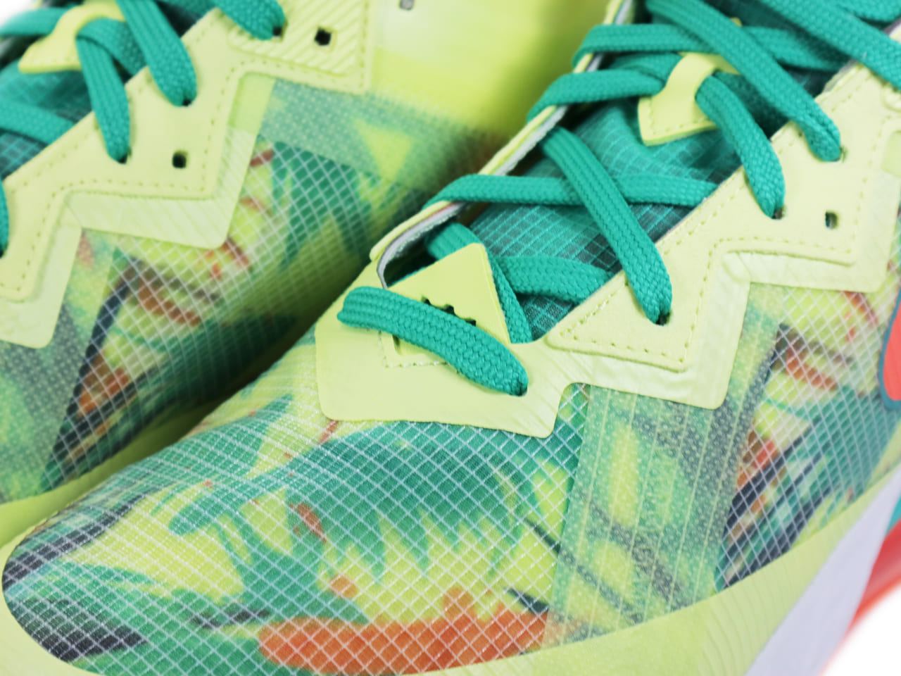 LEBRON 18 LOW CV7562-300 - 6