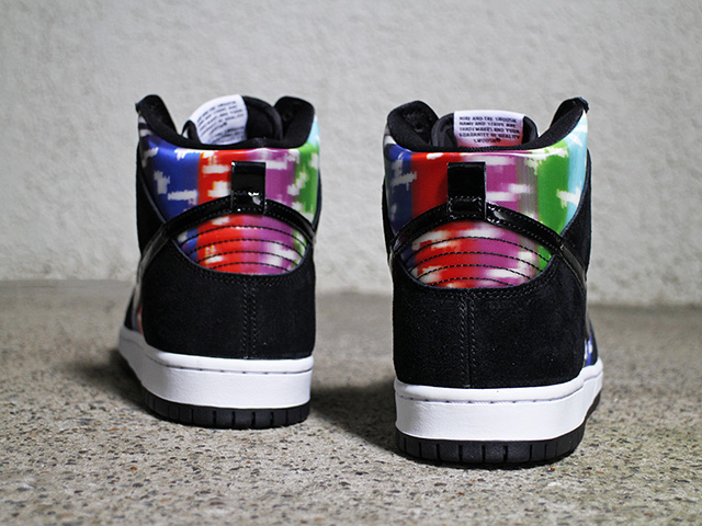 SB DUNK HIGH PRO “TEST PATTERN”01