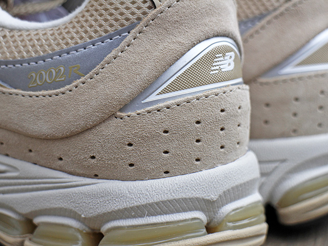 ML2002R2 “BEIGE”01
