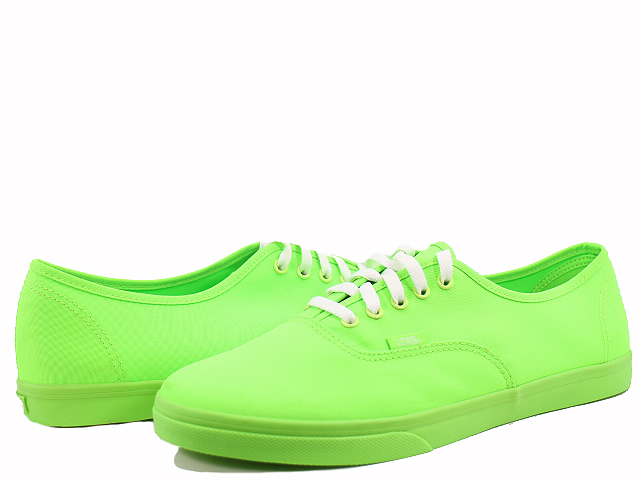 AUTHENTIC LO PRO VN-0W7NE9W - 1