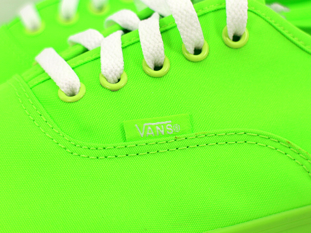 AUTHENTIC LO PRO VN-0W7NE9W - 5
