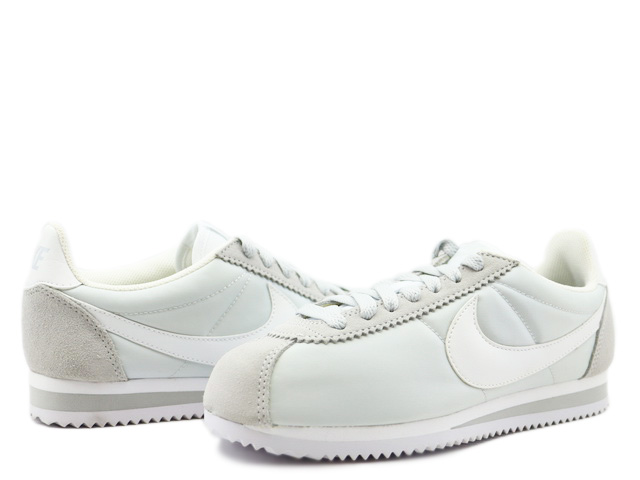 WMNS CLASSIC CORTEZ NYLON 749864-010 - 1