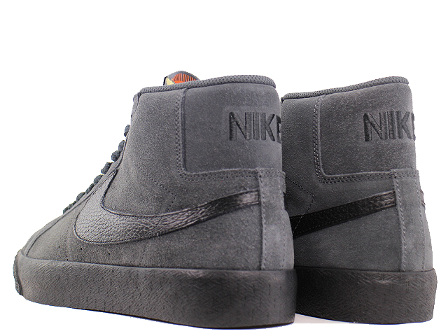 SB ZOOM BLAZER MID ISO DB3027-001 - 2