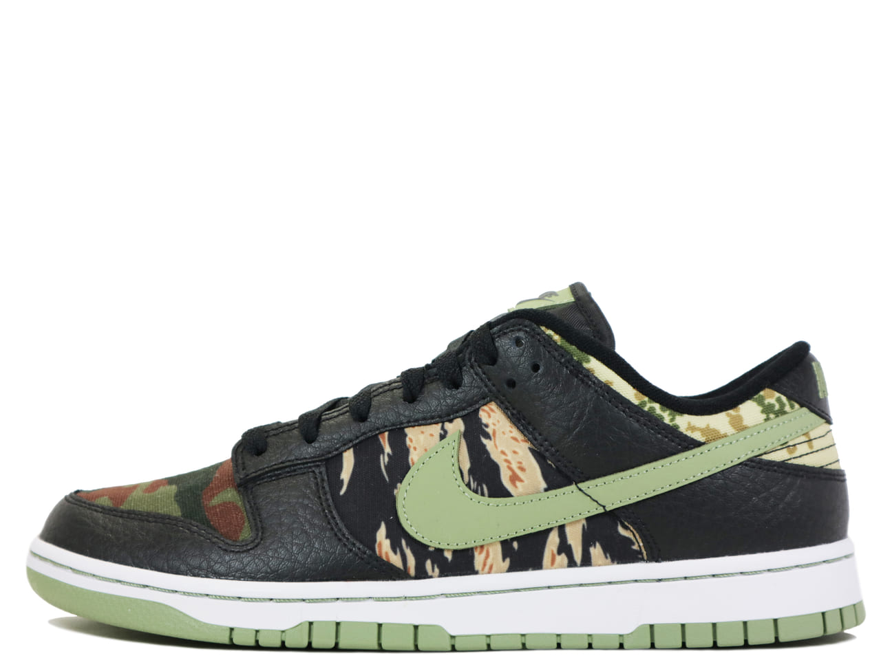 DUNK LOW SE DH0957-001