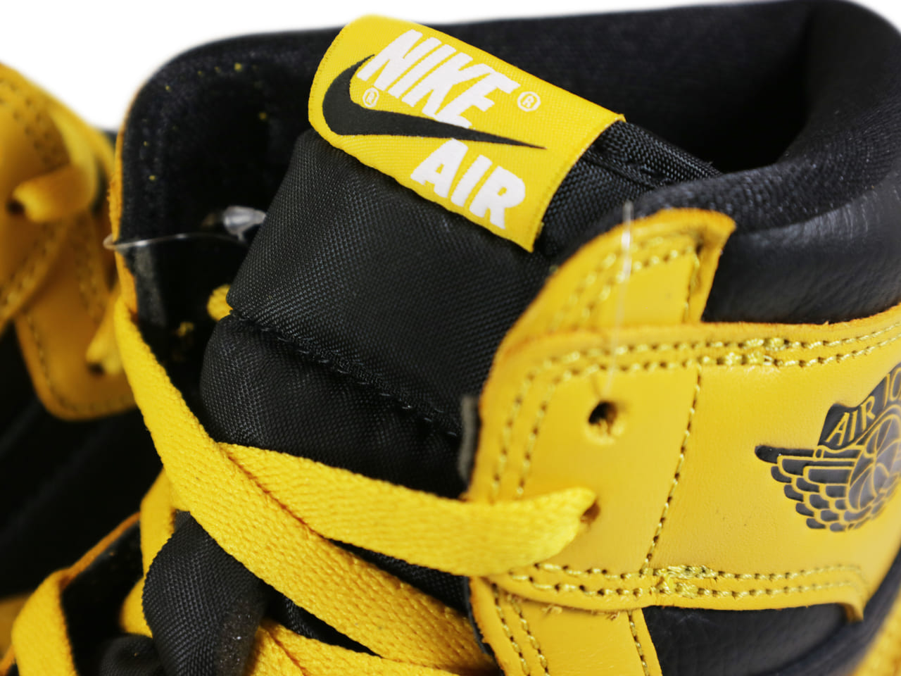 AIR JORDAN 1 RETRO HIGH OG 555088-701 - 3