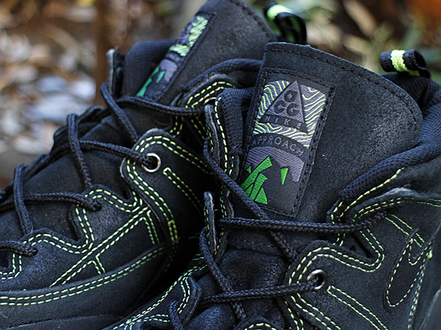 LAVA DOME 2000 “BLACK/NEON YELLOW”01