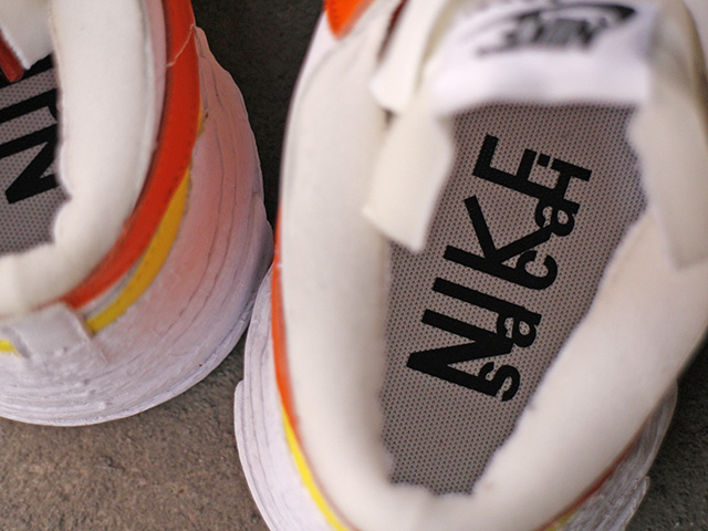 BLAZER LOW “SACAI” WHITE/MAGMAORANGE01