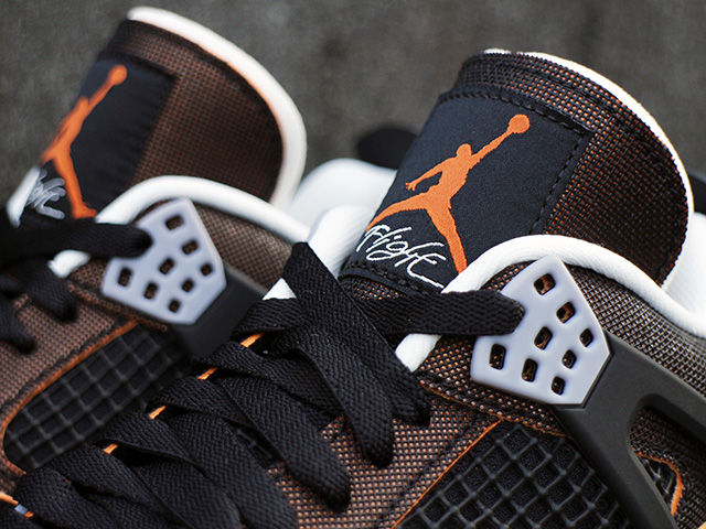 WMNS AIR JORDAN 4 RETRO SE “STARFISH”01