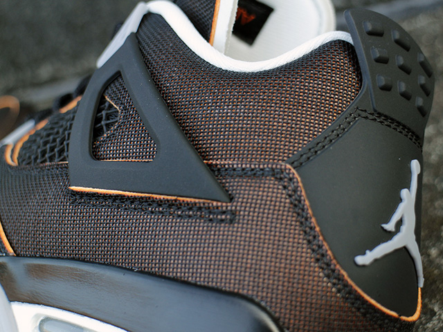 WMNS AIR JORDAN 4 RETRO SE “STARFISH”01