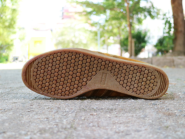 TOBACCO “MADE IN CANADA”01