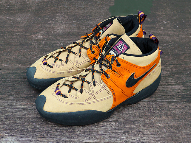 AIR LAVA DOME 2000 “LIMESTONE”01