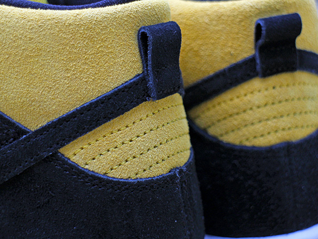 SB DUNK HIGH PRO “BLACK-VARSITY MAZE”01